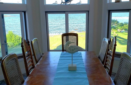 York Beach House | The Sea Legend - Spectacular Oceanfront View, 5 bed, 4 bath, huge yard.
