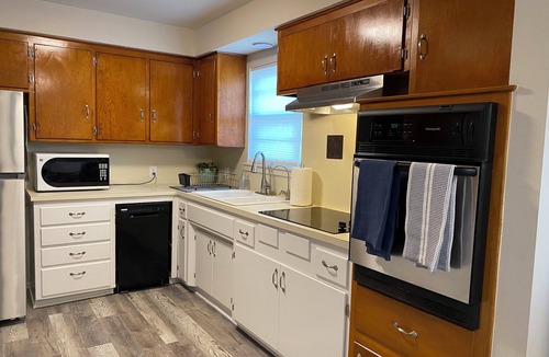Levelland House | The Shira House - Perfect for a Family Stay!