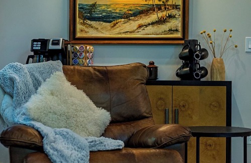 Empire House | The Sleeping Bear Hemma