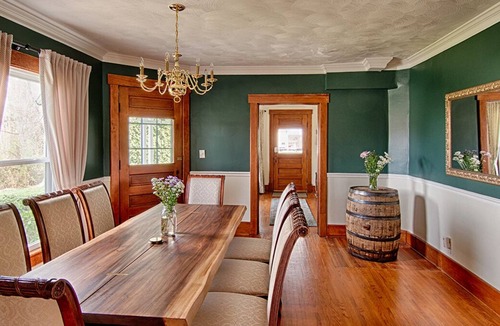 Lexington House | The Smith House - Lexington