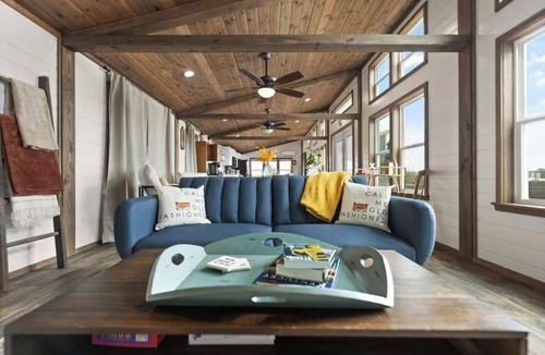 Springfield House | The Stagg Haus of Springfield- On the Bourbon Trail + Kentucky Countryside