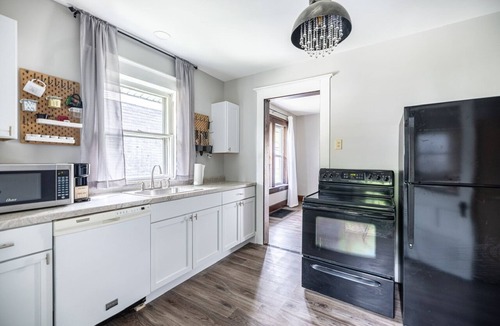 Muncie House | The Suite Retreat