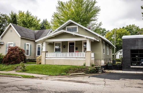 Muncie House | The Suite Retreat