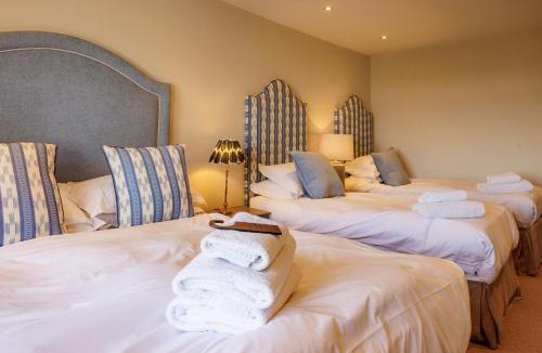 Bamburgh House | The Sunningdale
