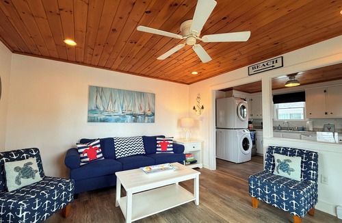Ogunquit - Wells Cottage | The Tinker Bell at Moody Beach- Turtle Unit 2 BR’s with partial ocean views