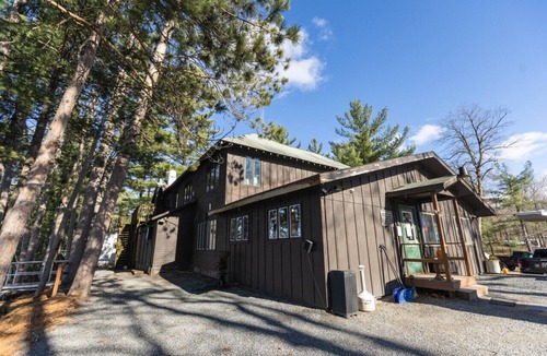 Brill House | The Turtle at Lincolnwood Resort