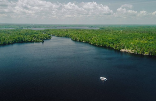 Babbitt Boat Rental | The Turtle Houseboat at at Timber Bay