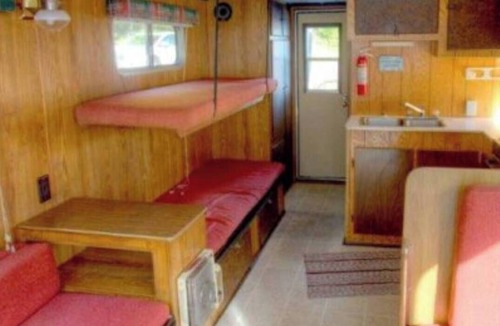 Babbitt Boat Rental | The Turtle Houseboat at at Timber Bay