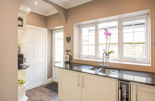 Tynemouth Cottage | THE TYNEMOUTH COTTAGE, country holiday cottage in Tynemouth