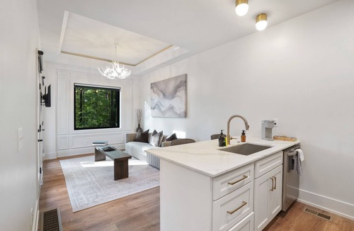 Rockbridge Cabin | The U Haus | Hocking Hills, Modern & New, Hot Tub