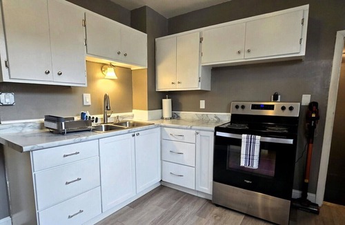 Fargo House | The Ugly Duckling: Cozy Home in Historic Downtown