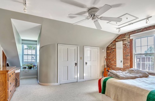 West End Apartment | The Walker House. One of a kind stay in Portland's West End, Walker's Paradise!