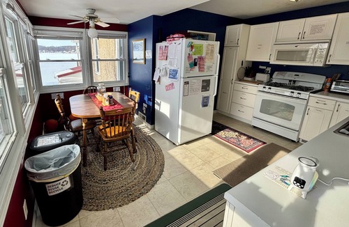 Middlebury Cottage | The Wellington Cottage