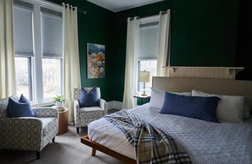 West End Bed & Breakfast | The West End Collection on Pine