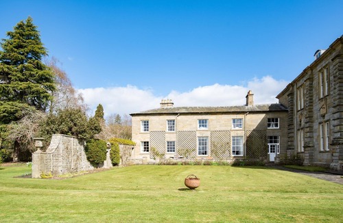 Capheaton House | The West Wing, Capheaton in Northumberland - sleeping 8 guests in 4 bedrooms