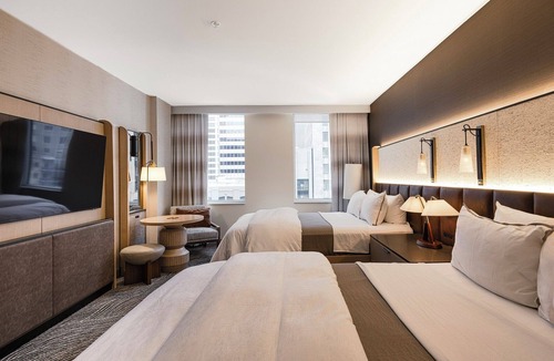 Downtown West Hotel | The Westin Minneapolis