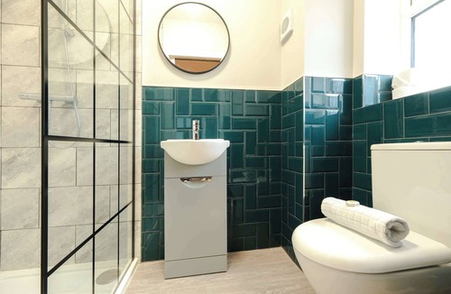 Bradley Stoke Apartment | The Willow - Studio 27