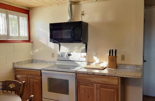 Grand Marais Apartment | The Wolf's Den At Sweet Dreams Overlook