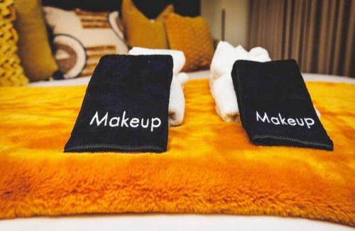 Southfield Condo | ThePlushNest/Luxe King Suite/Min from Detroit