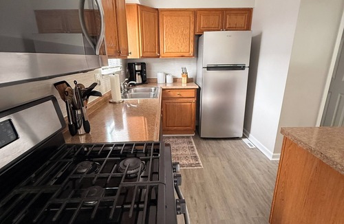 Painesville Condo | This beautiful 3-bedroom condo in Painesville has the comforts of home, elevated