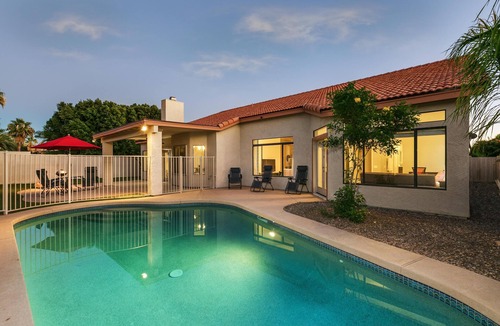 Paradise Park Vista House | This house is a 4 bedroom(s), 2.5 bathrooms, located in Scottsdale, AZ.
