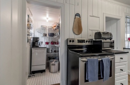 Southern Coast Cottage | This single-family cottage is on 100 ft. of oceanfront with stunning ocean views!