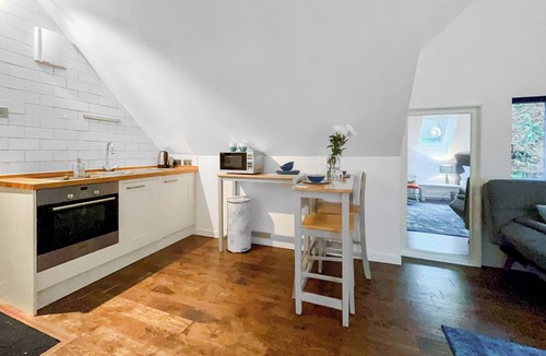 West Linton Cottage | This studio apartment is brilliant.
