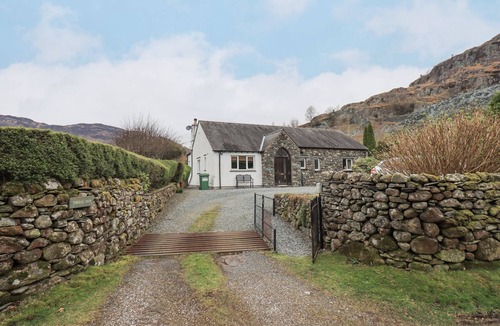 Chapel Stile Cottage | Thrang View