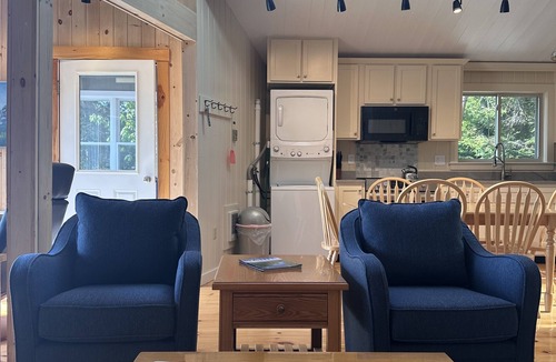 Tremont Cottage | Tides-oceanfront cottage near Acadia