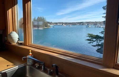 Bernard House | Tidewatch Cottage