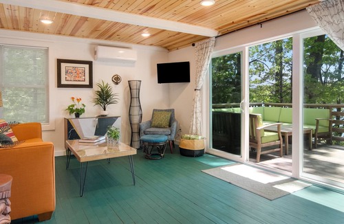 Mayfield Cabin | Tiki Cabin, Betty's Hideout