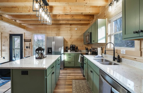 Creola Cabin | Timberline Retreat | Hocking Hills, Hot Tub