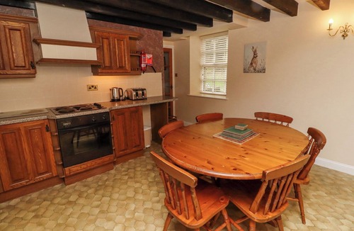 Akeld Cottage | TIMBERWICK GREEN, pet friendly, with pool in Wooler