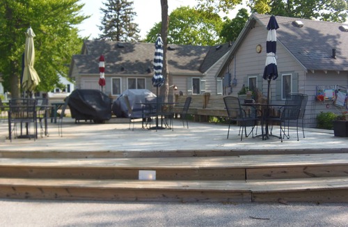 Ludington Cottage | To A Ludington Cottages. Parkview #6.