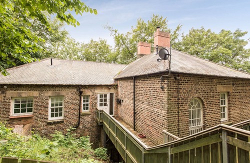 Durham House | Toast Lettings | Apartment 3 The Grove minutes walk from Durham City