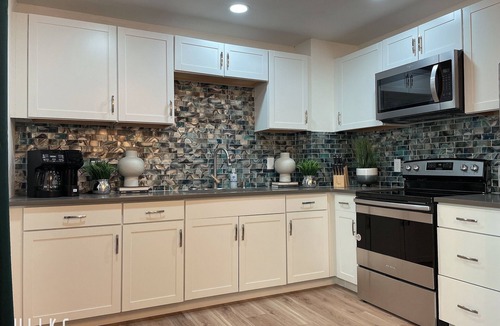 Amarillo House | ⭐️Tony’s Modern Hideaway 3BD/2BA⭐️ Near I-40