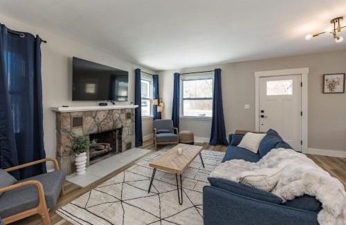 Kewadin House | Torch Lake Luxe 3BR w Hot Tub Fire Pit