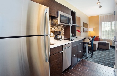 Belleville Hotel | TownePlace Suites by Marriott Detroit Belleville