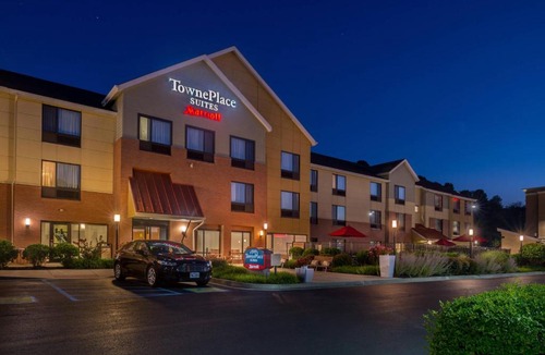 Huntington Hotel | TownePlace Suites Huntington