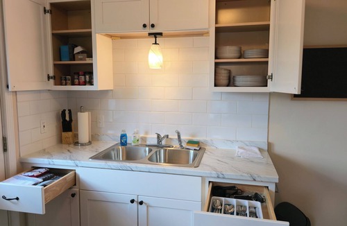 Boardman House | Townhouse99 Two bedrooms, One Bathroom, Sleeps Six