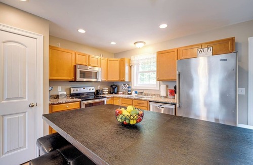 Biddeford House | tQuiet 3BR Home Close to Biddeford Beaches