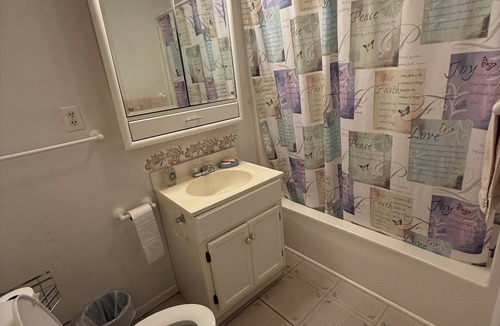 Mc Dowell Apartment | Tranquil 2-bedroom apartment in McDowell with AC, WiFi