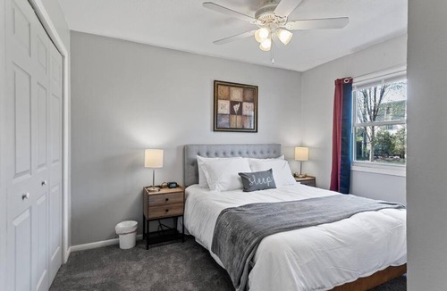 Spring Lake Park Apartment | Tranquil 2BR Apt Mpls - 8073 Apt 1
