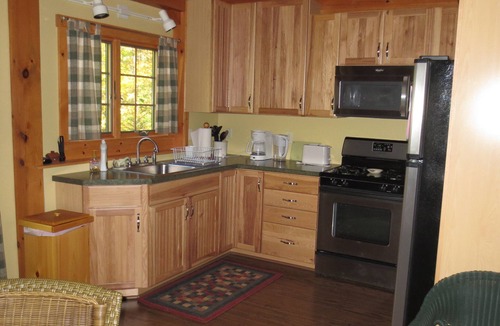Bristol House | Tranquil And Peaceful Vacation Getaway Just Waiting To Welcome You