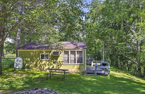 Montello Apartment | Tranquil Cabin w/ Fire Pit - Fisherman's Paradise!