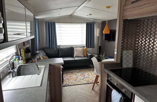 Port Seton Cabin | Tranquil Caravan Retreat by the Seaside, PortSeton