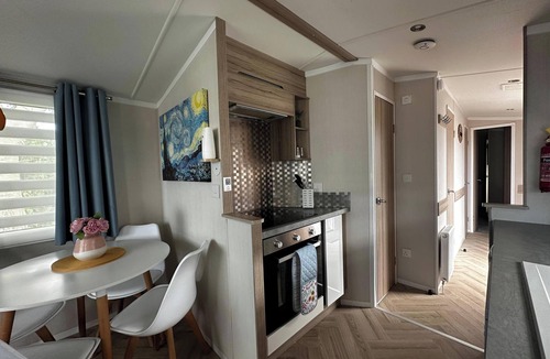 Port Seton Cabin | Tranquil Caravan Retreat by the Seaside, PortSeton
