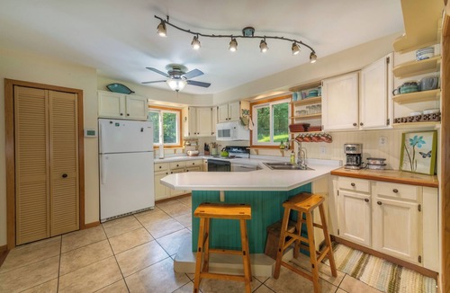 Upper Peninsula Michigan House | Tranquil Retreat-Min to MQT, Gwinn-10 Acres Enjoy