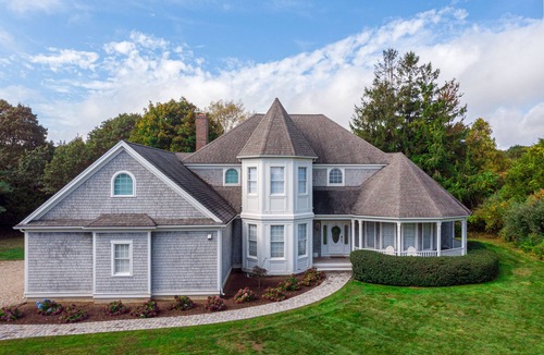 West Barnstable House | Tranquil Retreat: Serene & Stylish Home, just 5 minutes from Cape Cod beach