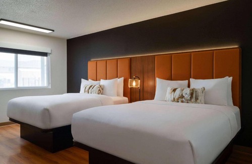 Pinnacles Entrance Badlands Hotel | Travelodge by Wyndham Wall